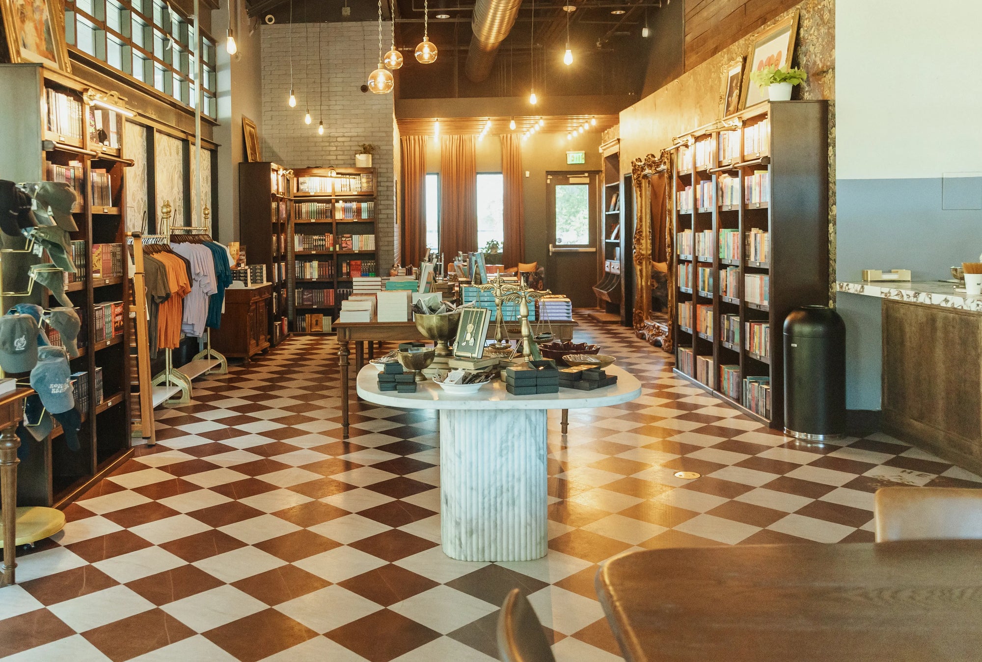 BookishBox Shop2.webp__PID:dc2a0e89-0fbe-4302-a888-3de0bbe2ab61