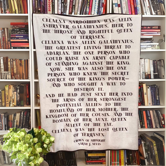 The Lost Queen of Terrasen Throw Blanket